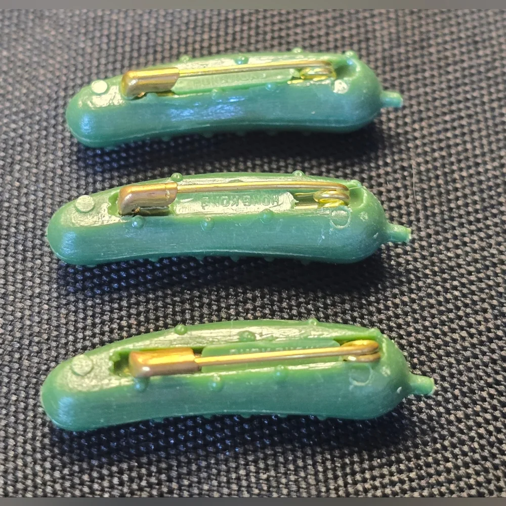 Set Of 3 Promotional Heinz Green Pickle Pins